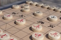 棋牌中心负责人：有个别人员甚至携带大量现金至赛区进行交易